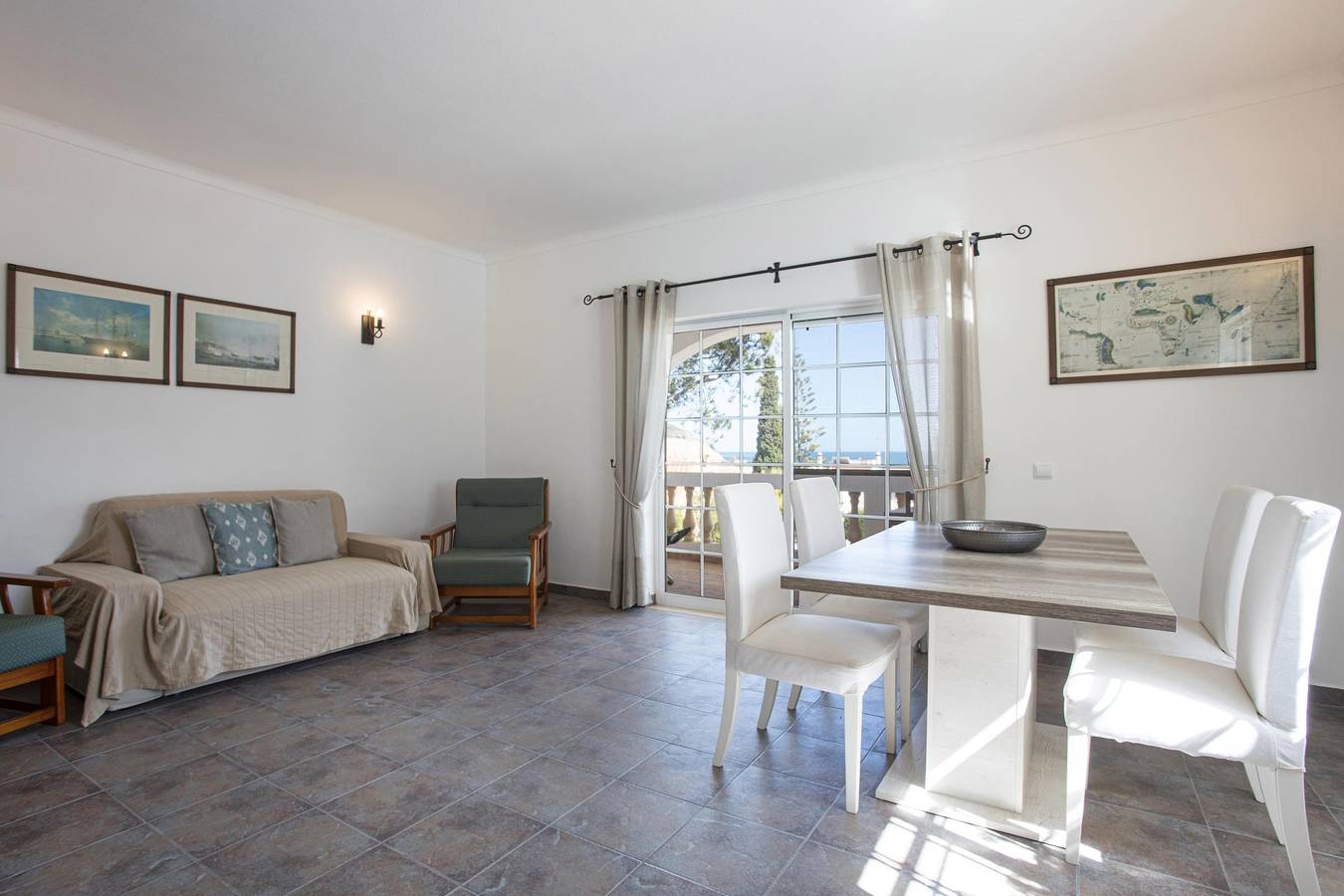 Entire apartment,  Vacation Apartment Palm Queen with Sea View, Wi-Fi, Garden & Terrace; Parking Available on Property in Praia da Luz, Faro District