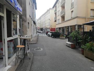 Gîte pour 2 personnes, avec terrasse à Sainte-Colombe (Rhône)