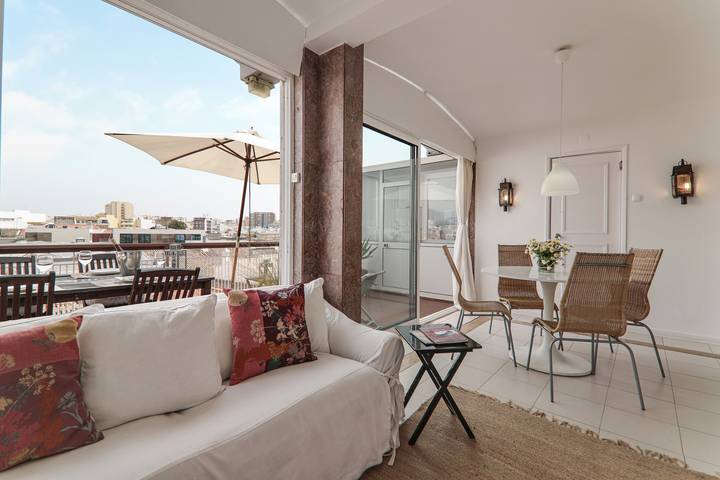 Ferienwohnung für 4 Personen, mit Balkon und Seeblick in Faro - 2