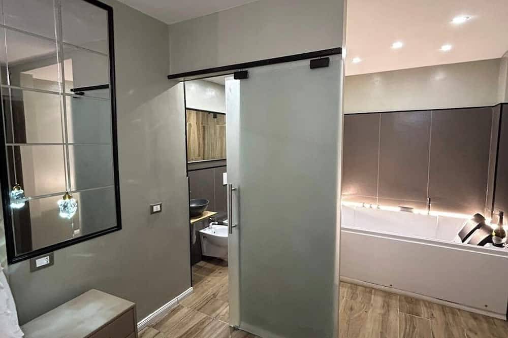 Oasi Suite con Vasca Idromassaggio in Trento, Dolomiti di Fiemme