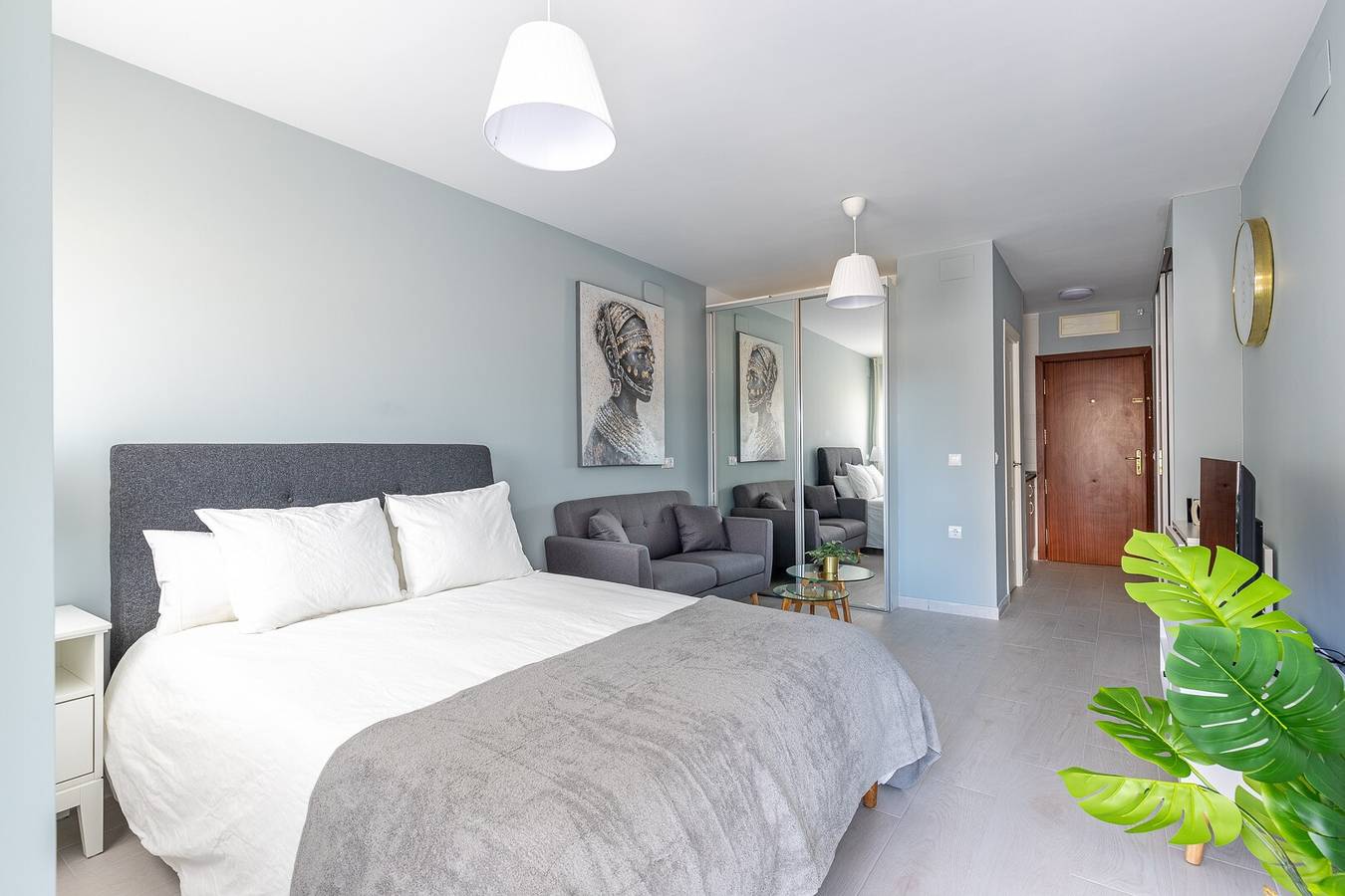 Ganzes Studio, Studio-Apartment 'Torremolinos Dream Sea Views' mit Meerblick, Wlan und Klimaanlage in Torremolinos Zentrum, Torremolinos