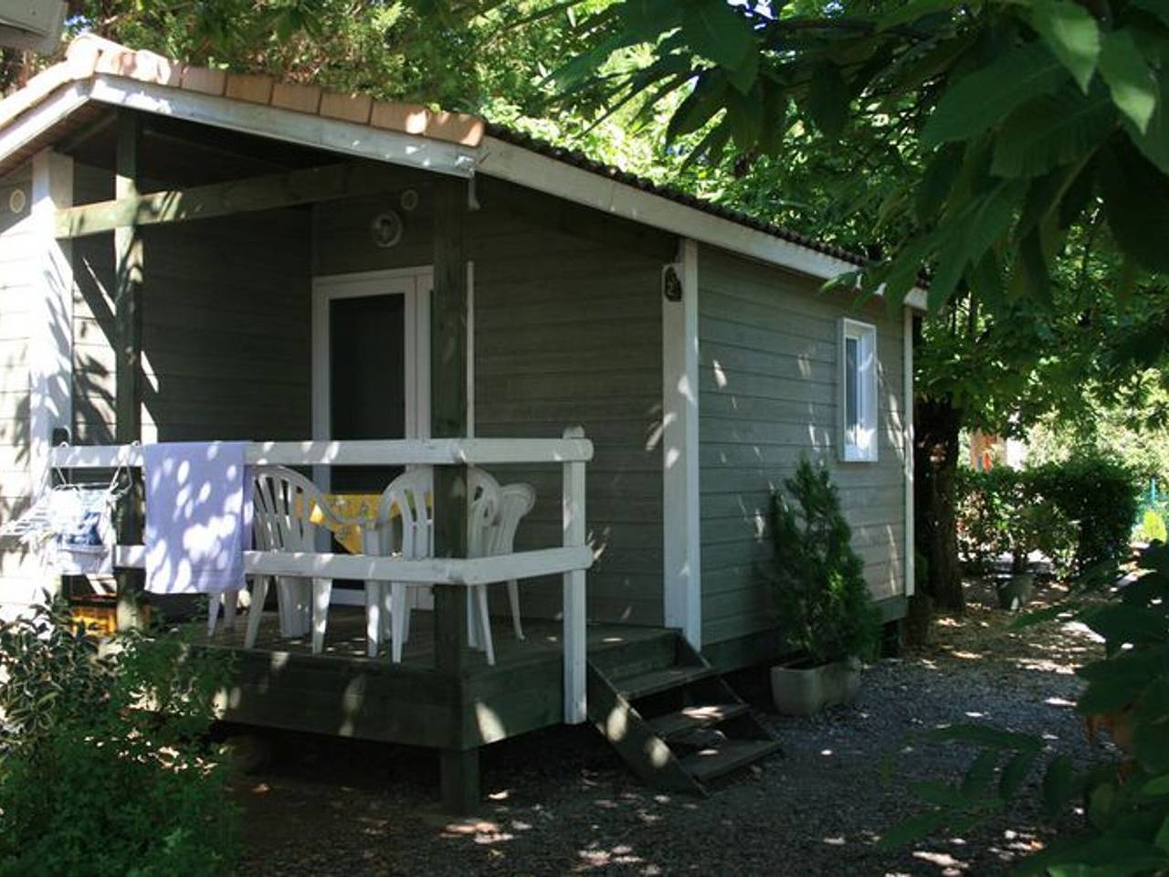 Chalet avec Terrasse pour 4 personnes à Ribes in Ribes, Parc naturel régional des Monts d'Ardèche
