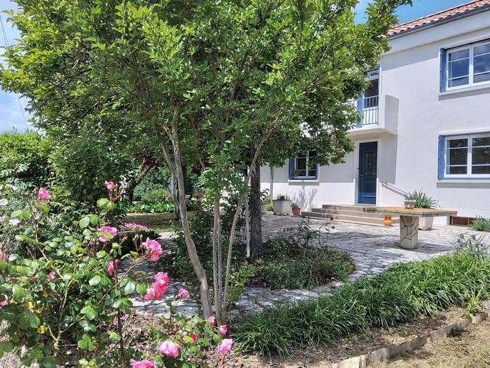 Location de vacances pour 4 personnes, avec jardin et vue à Coufouleux - 2