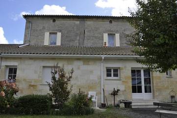 Gîte pour 4 personnes, avec vue, animaux acceptés à Ludon-Médoc