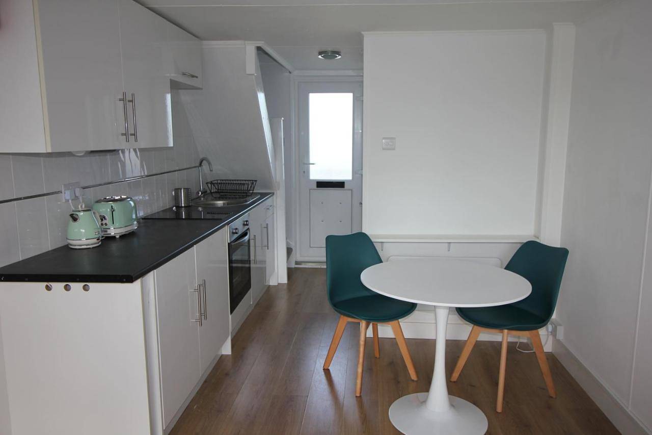 Entire apartment, Chic apartment in the heart of Brighton Marina in Brighton Marina, Brighton