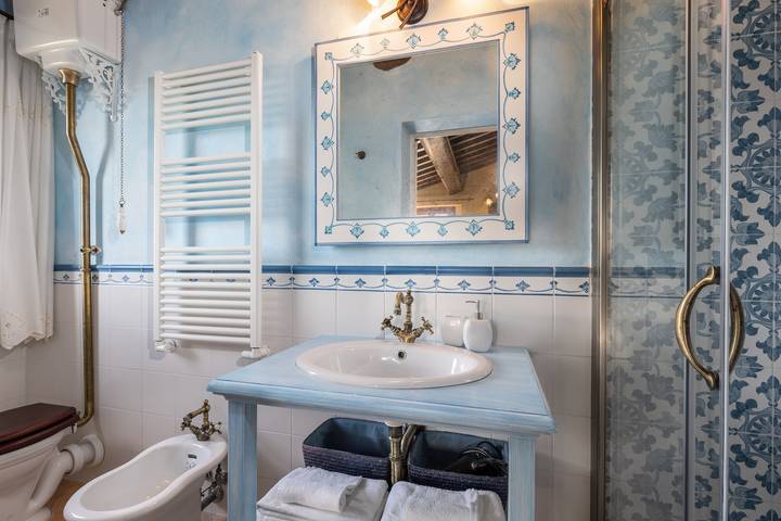 Holiday Home 'Borgo Mommialla Casa Alessandra' with Shared Pool, Wi-Fi and Air Conditioning in Gambassi Terme, Florence Province