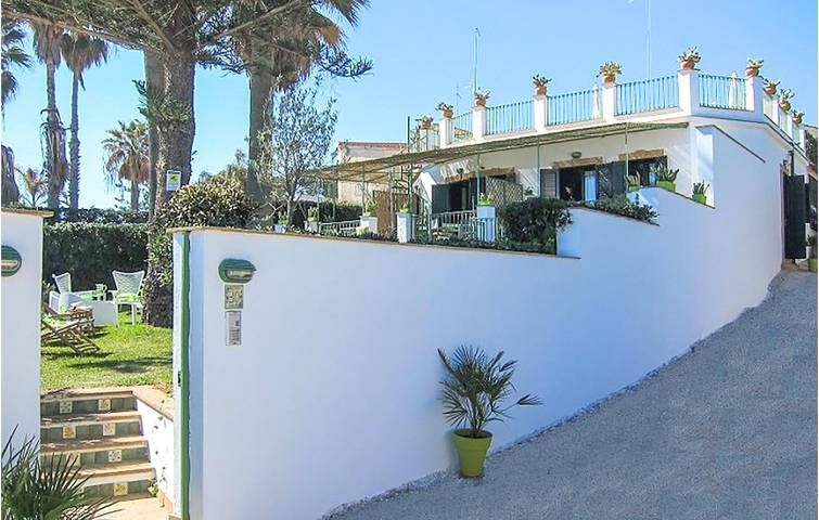 Ferienhaus für 12 Personen, mit Terrasse und Garten in Syrakus - 3