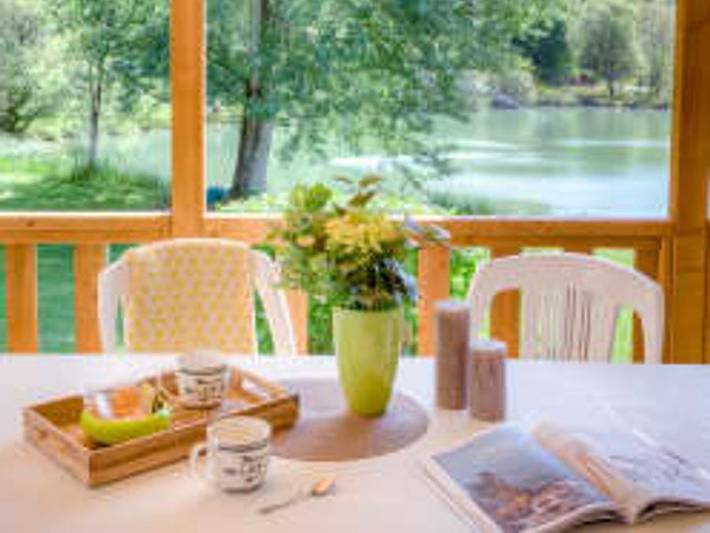 Mobil home pour 6 personnes, avec bassin pour enfant, animaux acceptés à Saint-Crépin-et-Carlucet - 3