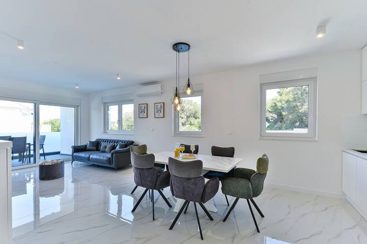 Ferienwohnung für 6 Personen, mit Terrasse in Bibinje - 4