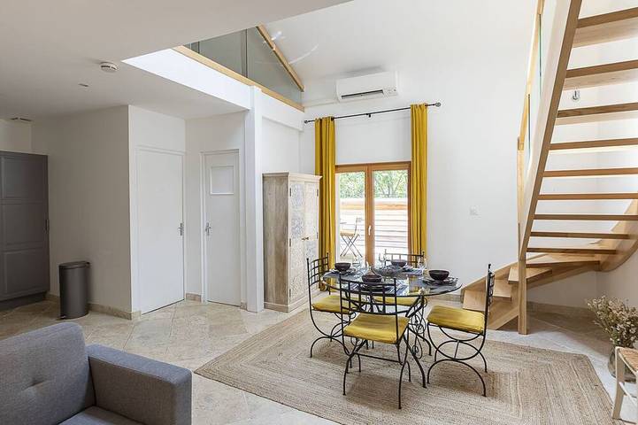 Ferienwohnung für 7 Personen, mit Pool und Garten - 1