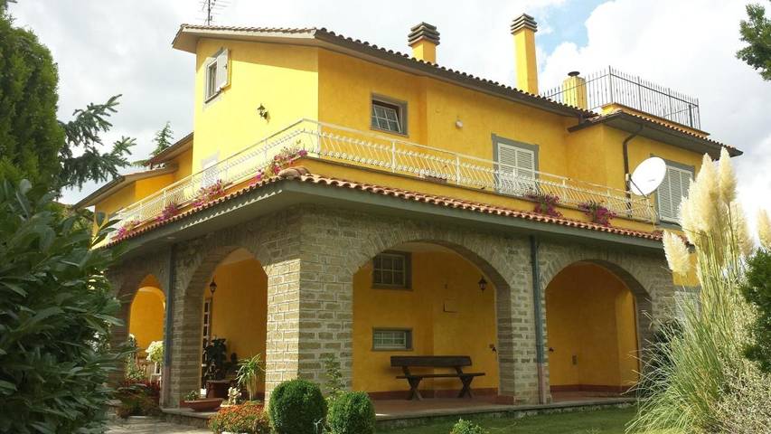 Casa vacanza per 2 persone, con Terrazza e Giardino a Vetralla