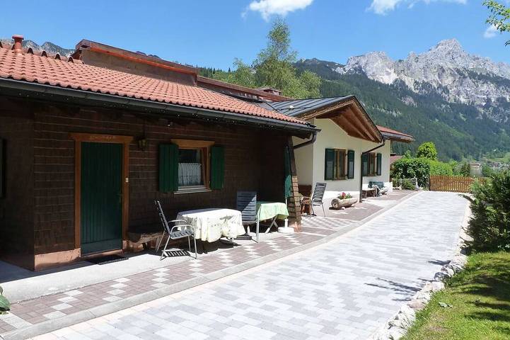 Chalet für 4 Personen, mit Terrasse und Garten sowie Sauna, mit Haustier in Tannheimer Tal - 3