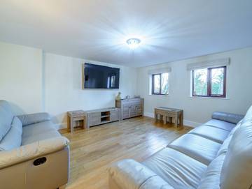 Holiday Rental for 8 People in Preston, Forest of Bowland, Photo 2