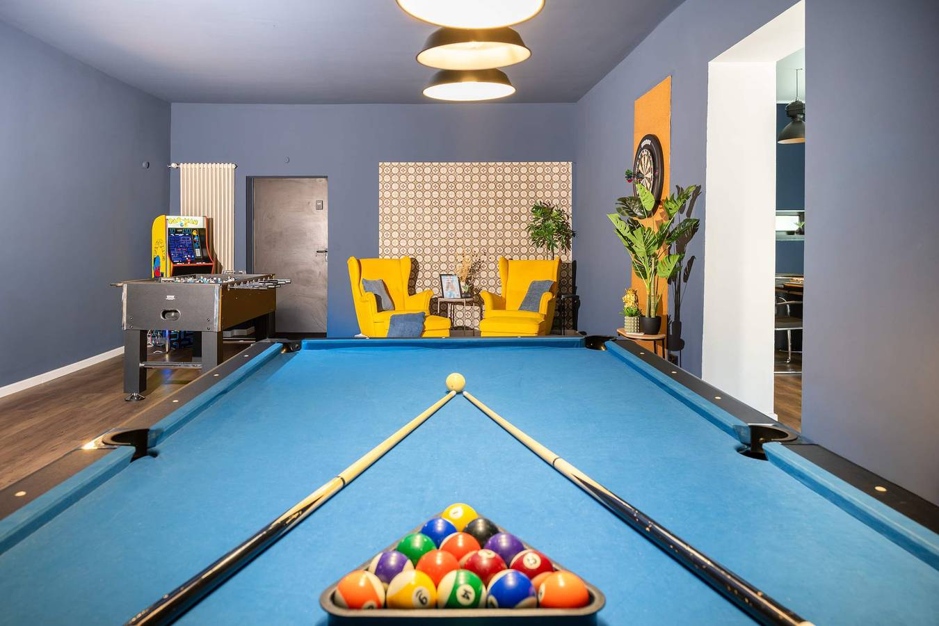 Belmonte | Whirlpool-Sauna-Billard-Kicker-Kino in Bendorf, Landkreis Mayen-Koblenz