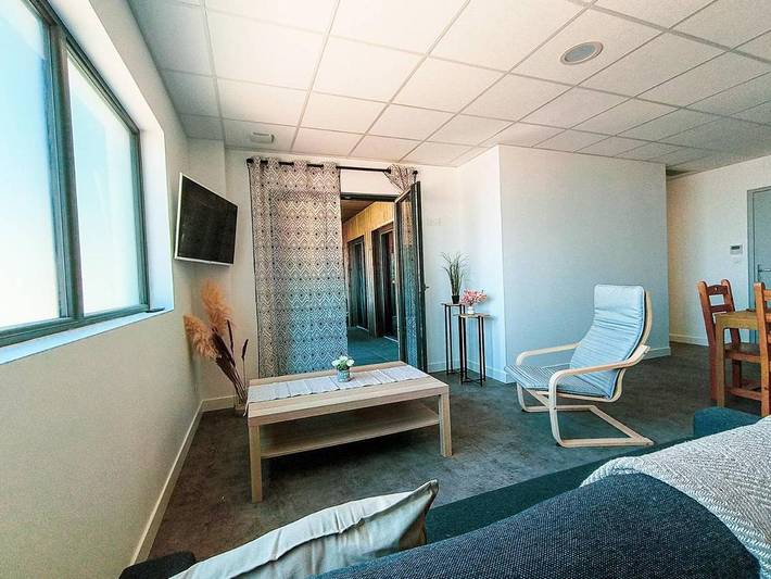 Gîte pour 8 personnes, avec balcon à Ampuis - 4