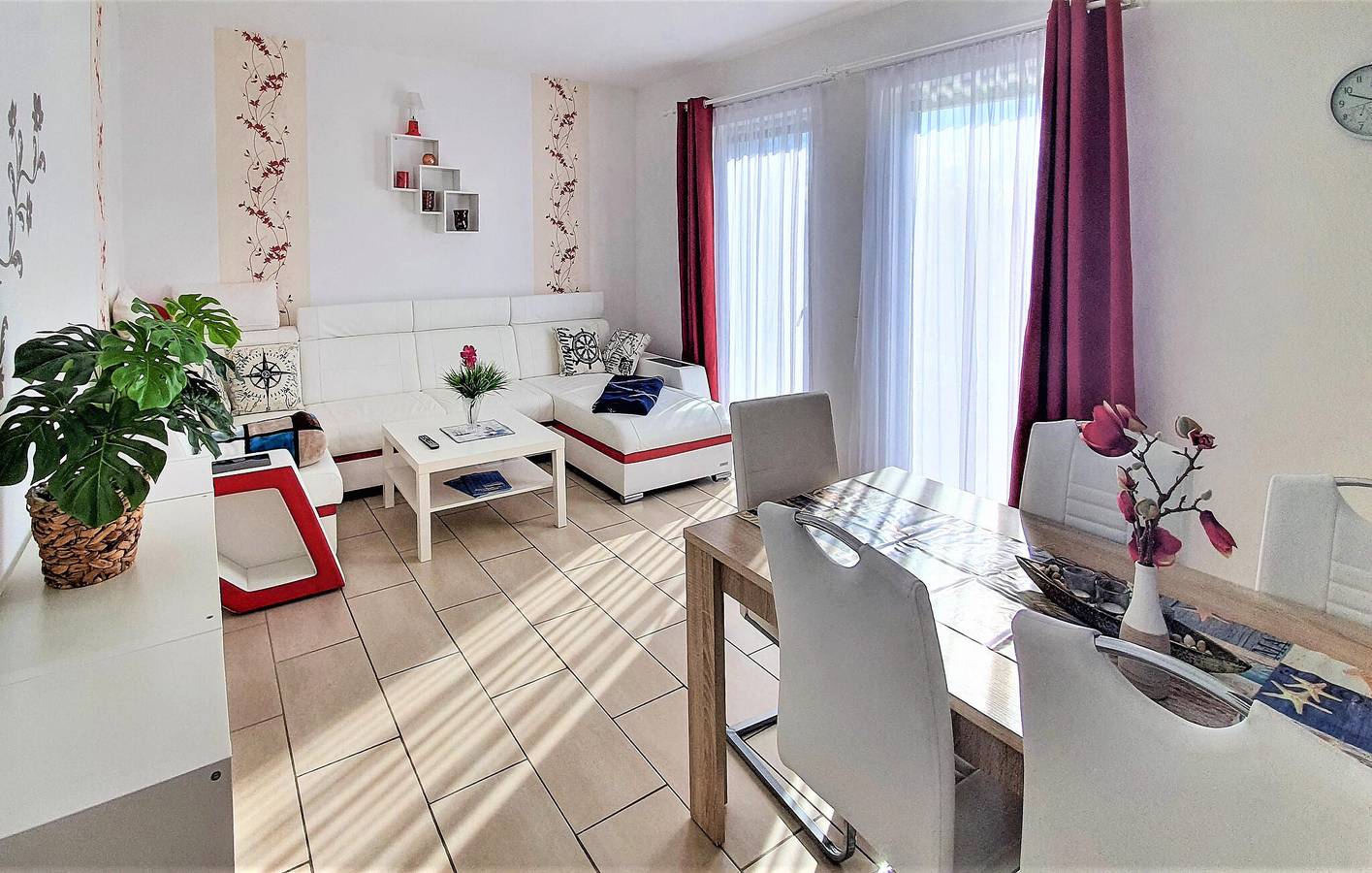 Ganze Ferienwohnung, Gemütliches Apartment mit Terrasse und Parkplatz, in der Nähe von Strand und Restaurants in Neppermin, Benz