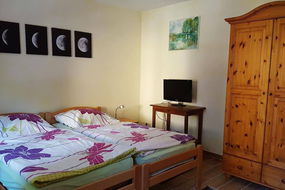 Zedernblockhaus Zbz Anna - Gästehäuser Eva-Maria und Reinhard Köhler in Hinrichshagen, Vorpommern Greifswald