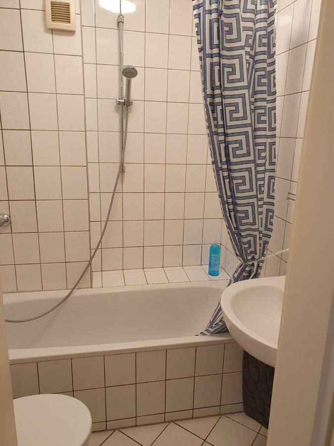 Ferienwohnung für 3 Personen, mit Balkon und Terrasse sowie Ausblick in Willich - 2