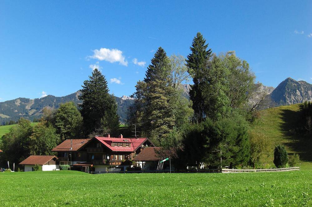 Ganze Wohnung, Neu: Appartement in den Bergen mit Süd- und Westbalkon. Free Wlan! in Obermaiselstein, Bayerisch Schwaben