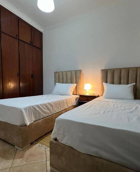 Gîte pour 6 personnes, avec jardin et vue ainsi que terrasse et piscine dans Restinga Smir - 3