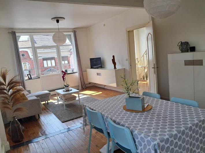 Gîte pour 4 personnes, avec Balcon et Terrasse à Frameries