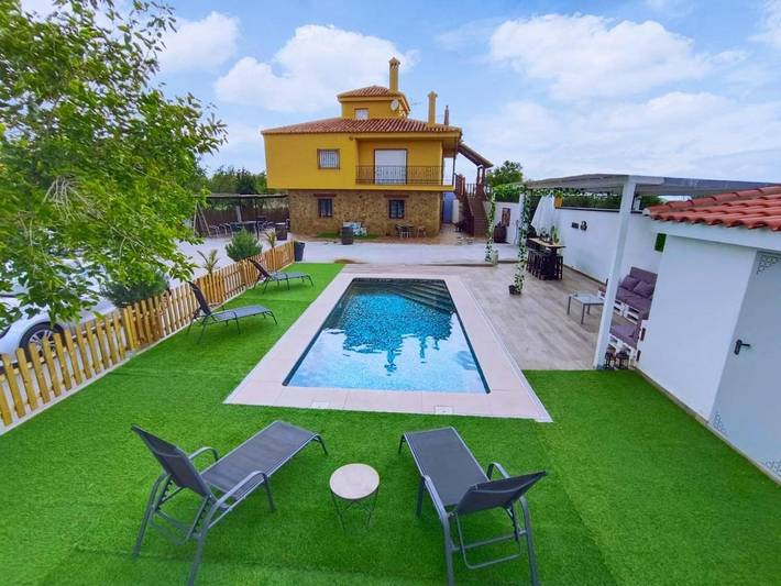 Maison de vacances pour 12 personnes, avec vue ainsi que piscine et jardin