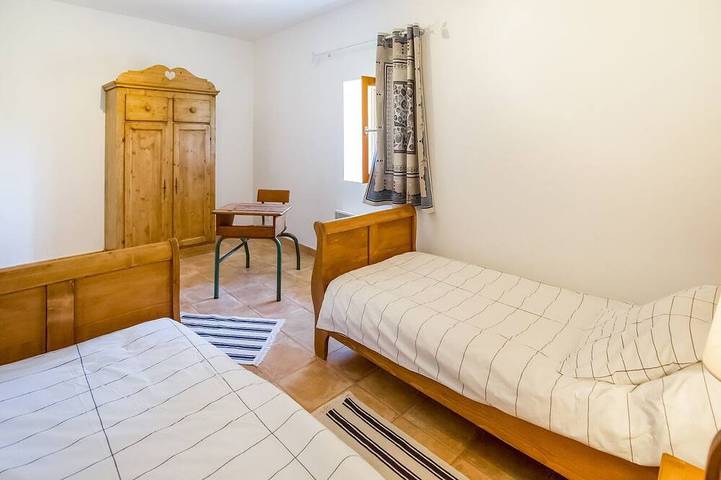Location de vacances pour 6 personnes, avec balcon/terrasse et terrasse, animaux acceptés à Montclus - 3