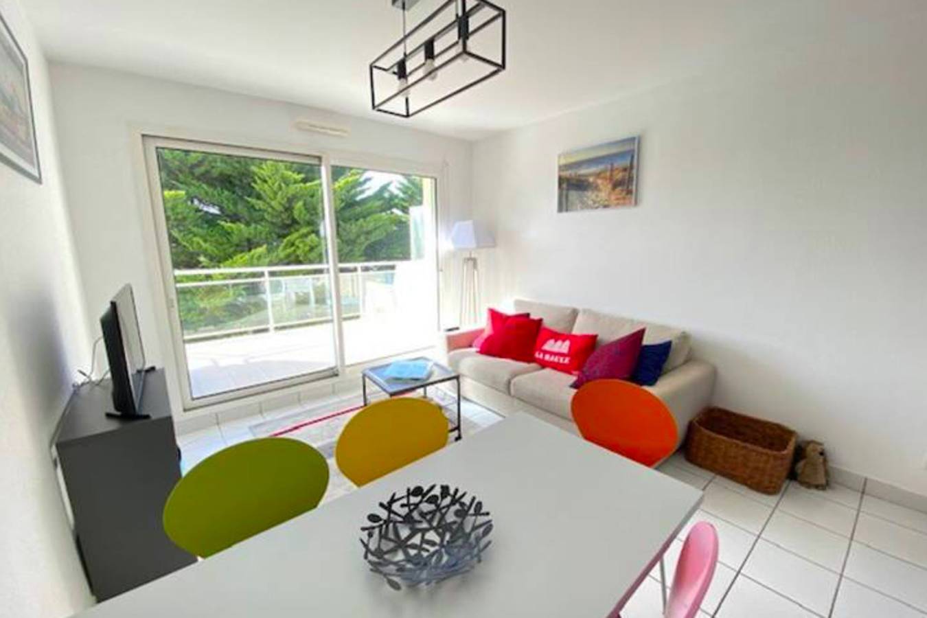 Entire apartment, Le Royal - 500m plage - Wifi - Parking in La Baule-Escoublac, Côte d'Amour