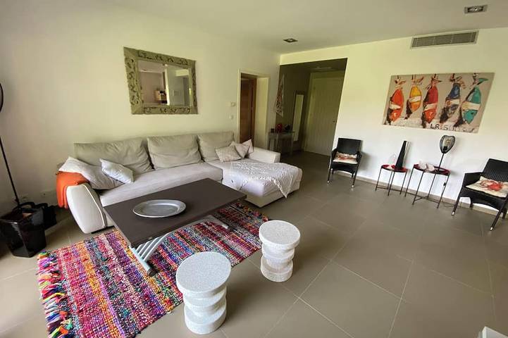 Apartamento entero, Residencia de apartamentos vigilado 70m de la playa de Pinarello in Pinarellu, Zonza