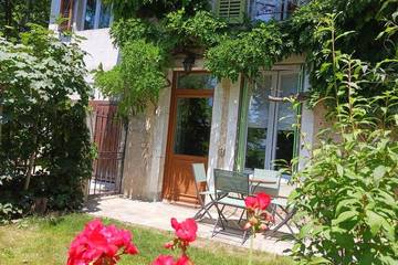 Gîte pour 3 personnes, avec jardin et terrasse à Saint-Jean-d'Arvey