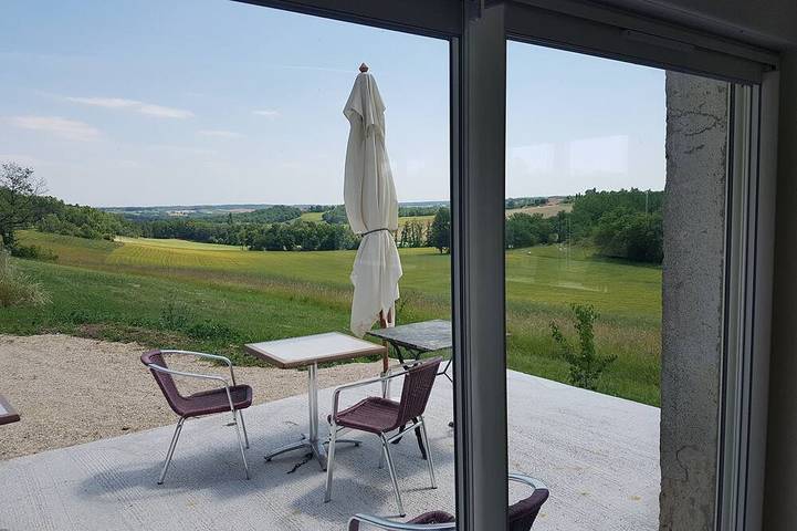 Ferienhaus für 2 Personen, mit Pool und Garten sowie Terrasse - 1