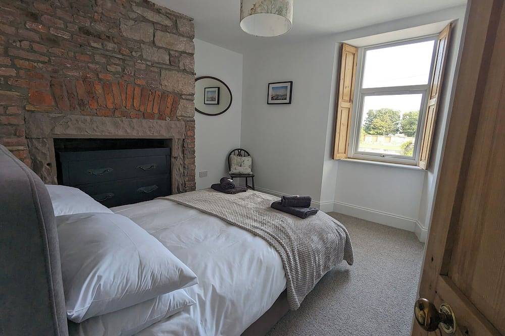 Coble Cottage. By the sea, family and dog friendly in Tweedmouth, Northumberland