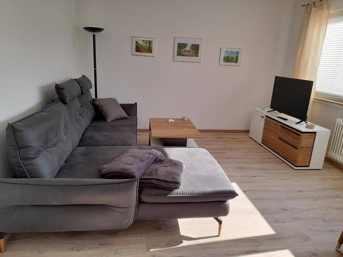 Ganze Wohnung, Ferienwohnung in Lemgo-Brake, 3 Zimmer in Lemgo, Kreis Lippe