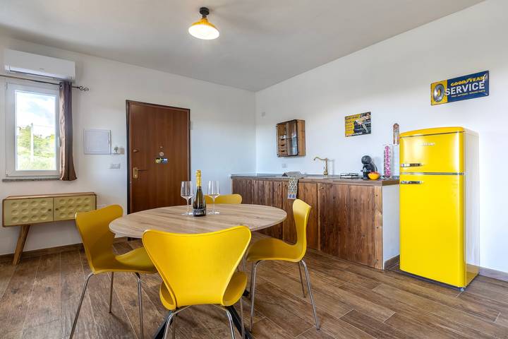 Apartment 'Vintage Village - 70s Style' with Mountain View, Wi-Fi and Air Conditioning in Alghero, Sassari Province