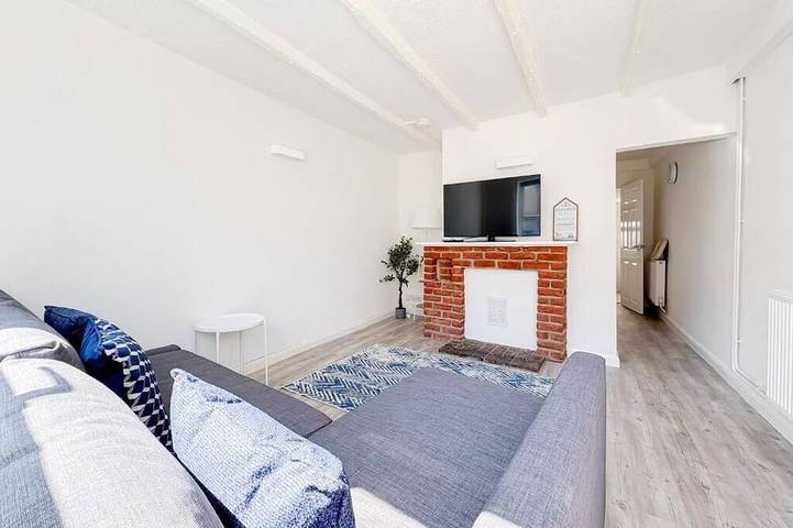 Apartment for 2 people, with pets in Norwich