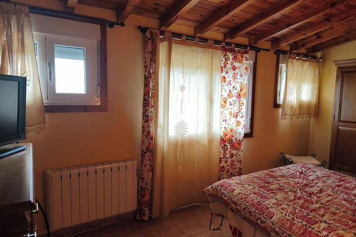 Casiña de Sara Natural surroundings, close to thermal baths, a stone's throw from the silver road. in Piñor, Orense Région