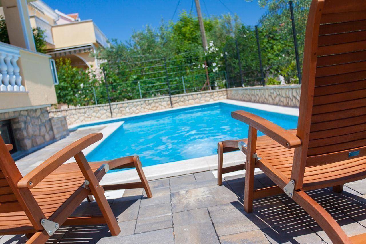 Apartamento vacacional entero, Pension Tina apartment 2 in Silo (Krk), Krk (isla)