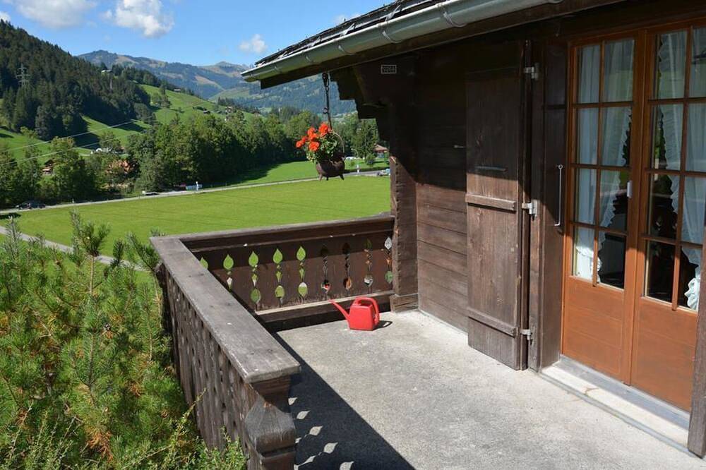 Ganze Wohnung, Arduus Appartement/Fewo, Dusche oder Bad, Wc 4-Bettwohnung in Gstaad, Saanen
