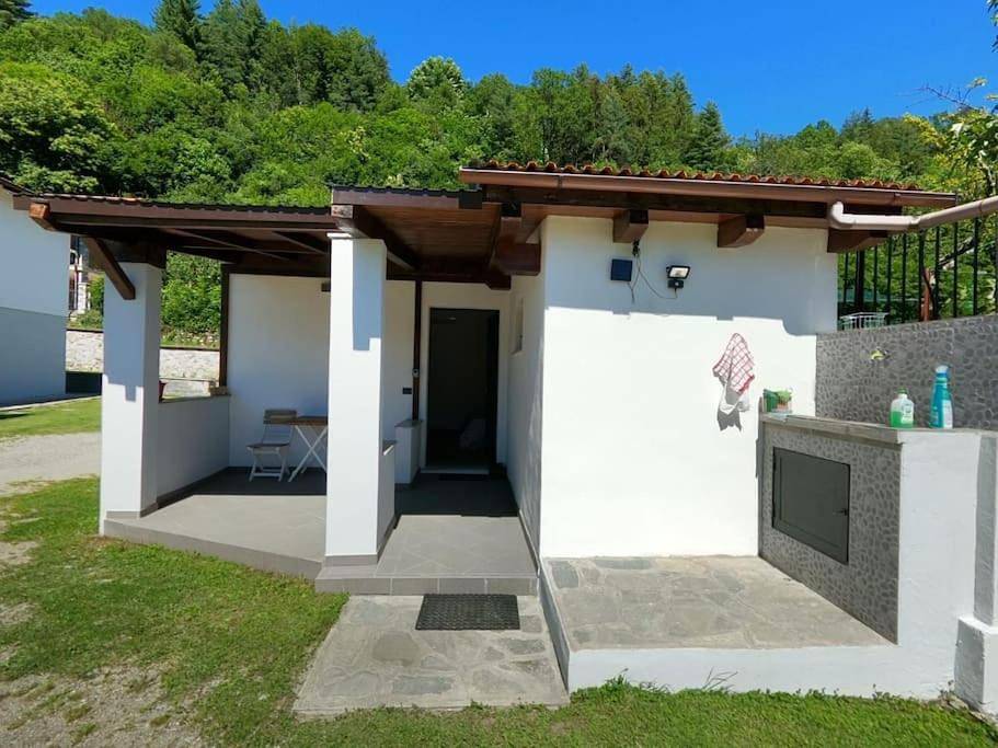 Le tre colombe in Agrano (Omegna), Omegna