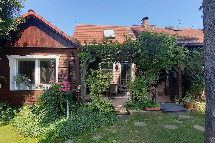 Ferienwohnung für 5 Personen, mit Garten und Terrasse