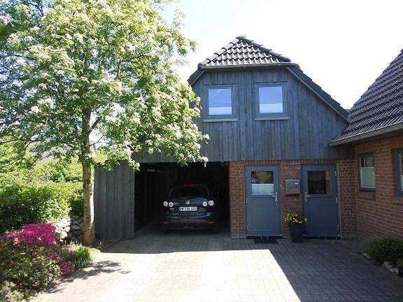 Ferielejlighed for 2 personer, med Terrasse og Udsigt i Lund (Husum)