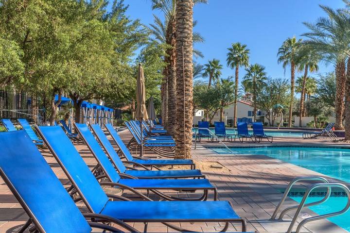 Vacation rental for 4 people, with pool and hot tub as well as yard in La Quinta (CA)