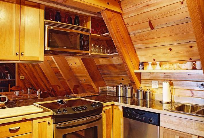 Cottage for 8 people, with yard and hot tub, with pets in Oregon