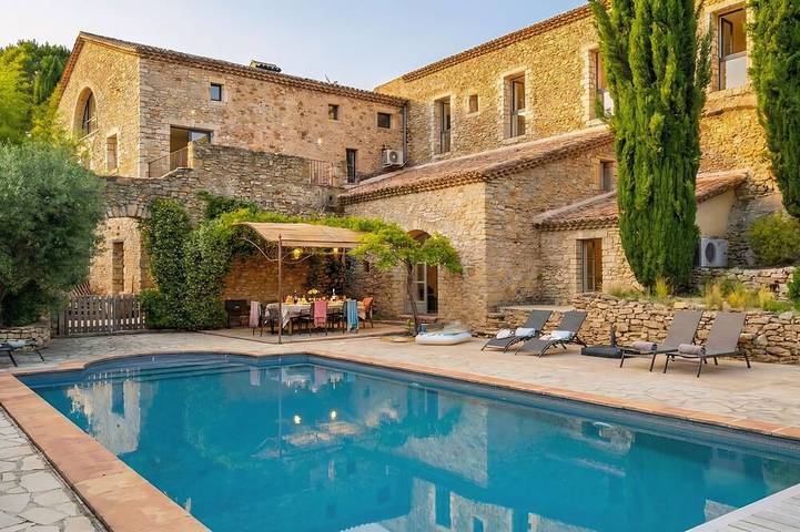 Maison de campagne pour 15 personnes, avec jardin - 1
