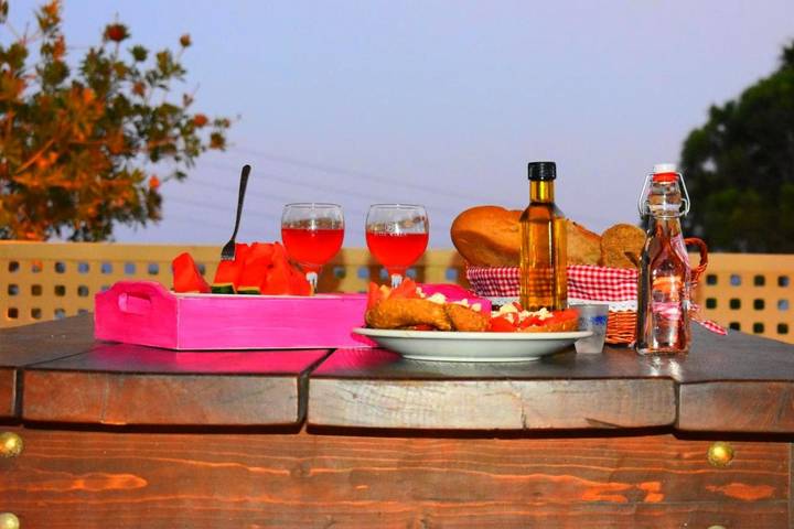 Appartement de vacances pour 4 personnes, avec vue ainsi que jardin et balcon