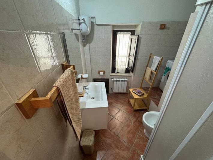 Location de vacances pour 3 personnes, avec balcon à Ulassai - 3