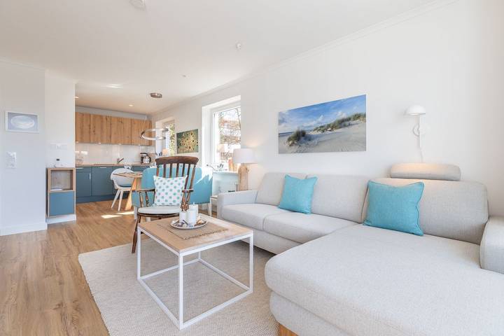 Ganze Wohnung, 2-Raum Appartement im Og mit ca. 65 m² Nutzfläche in Westerland, Sylt (Gemeinde)