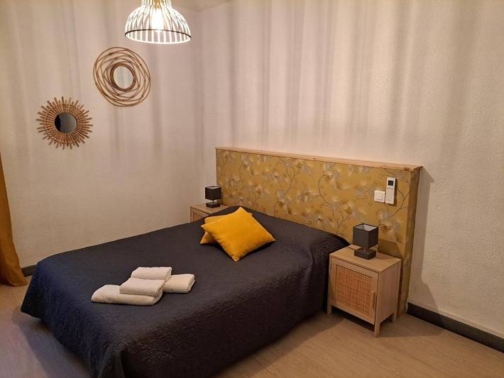 Hôtel pour 2 personnes, avec jardin et terrasse, animaux acceptés à Aramon - 3