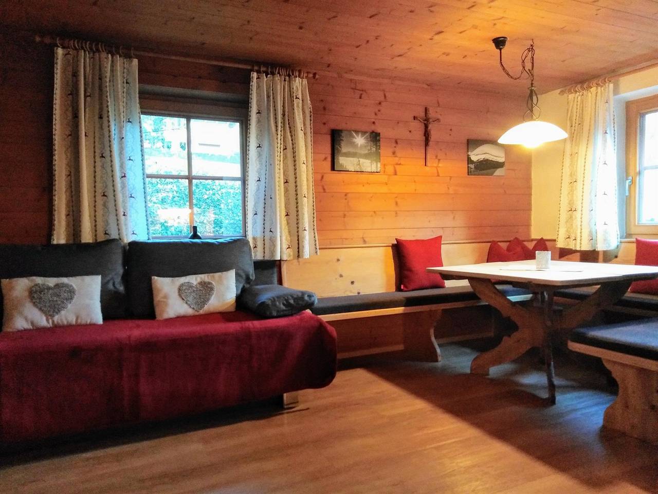 Ganze Ferienwohnung, Hüttenappartement Obstgarten in Alpbach, Kitzbüheler Alpen