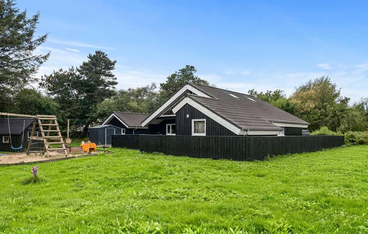 Ferienhaus für 8 Personen mit Whirlpool in Lyngs, Thyholm
